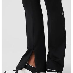 Alo yoga pants